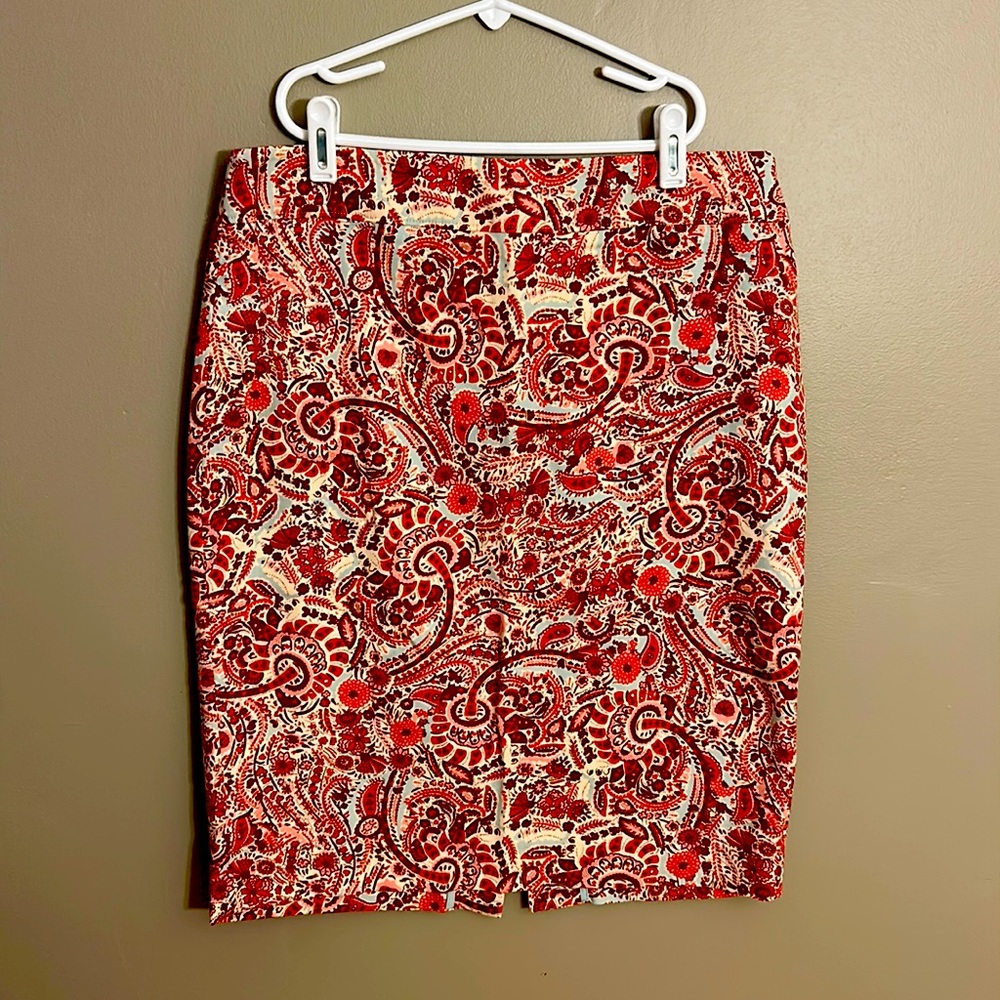 Loft size 8 pencil skirt